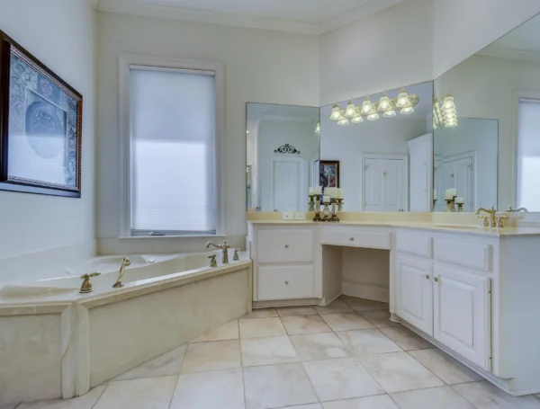 Top-rated Bathroom Cabinet Installation for Homes in East Chicago, IN